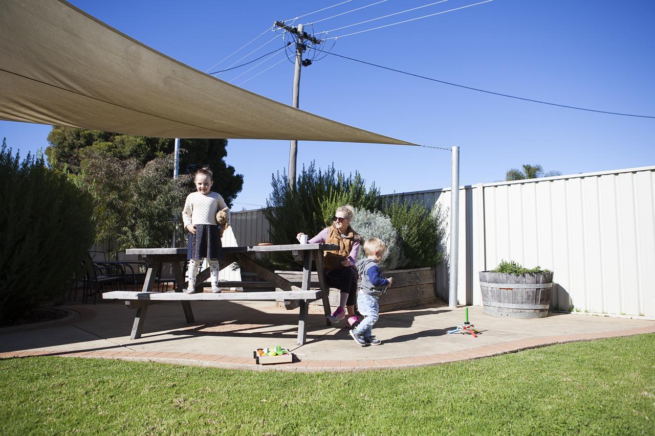 Echuca Moama Holiday Villas Bagian luar foto