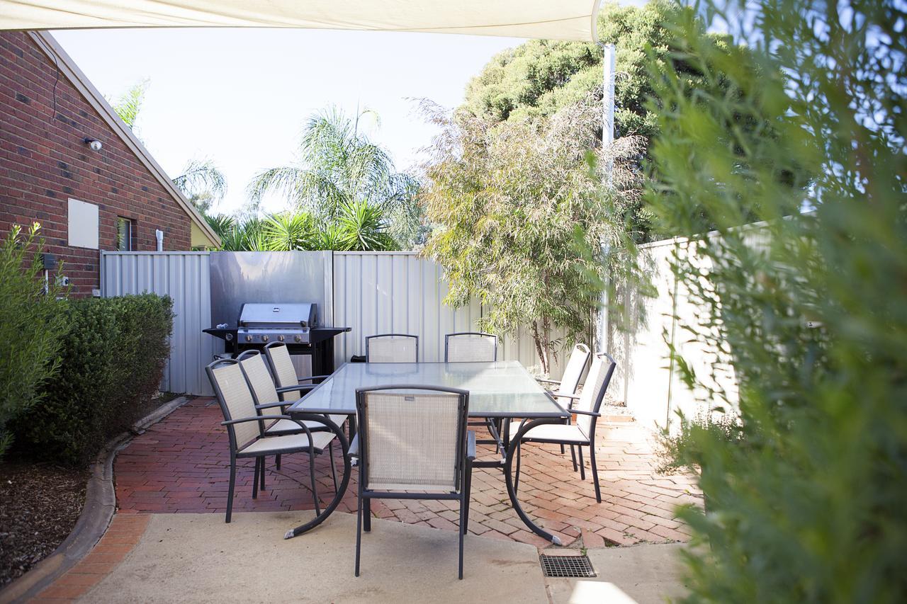 Echuca Moama Holiday Villas Bagian luar foto